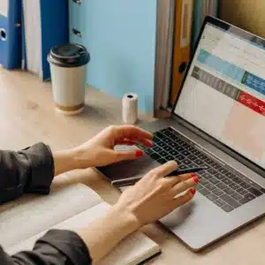 Integrar la automatización en las pólizas contables te va a dar grandes ventajas que puedes experimentar en tu empresa.