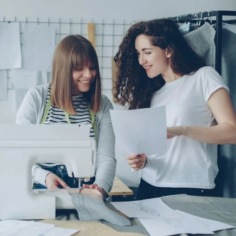Descubre cómo ir más allá de la seguridad social básica y cuál es la relevancia de entregar beneficios extras a los empleados.