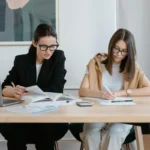 Avanza hacia una remuneración justa en tu empresa y conviértela en un sitio atractivo y de vanguardia en el trato laboral con esta guía.