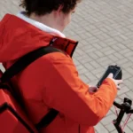 Conoce cómo ajustar tu nómina, evitar multas y proteger tu operación para cumplir con la afiliación al IMSS de trabajadores de plataformas digitales.